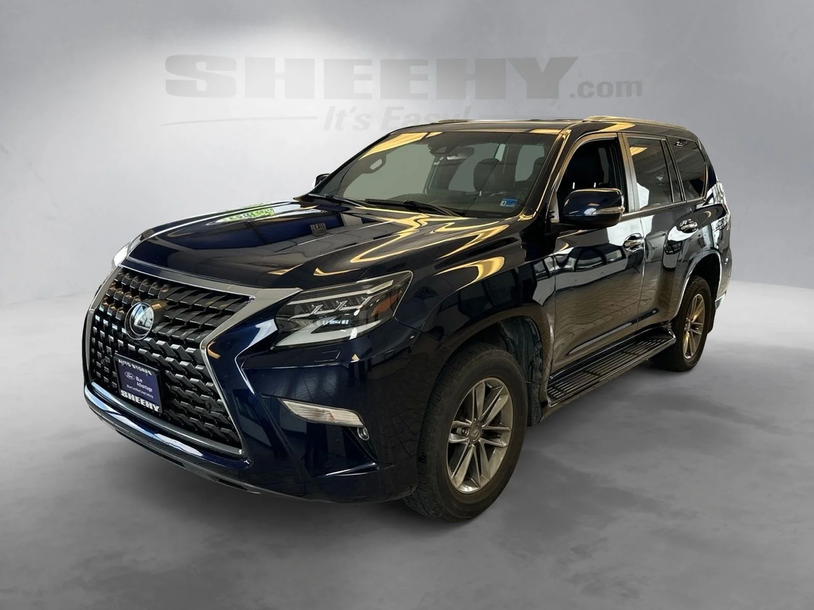 Used 2022  Lexus 460 image 16