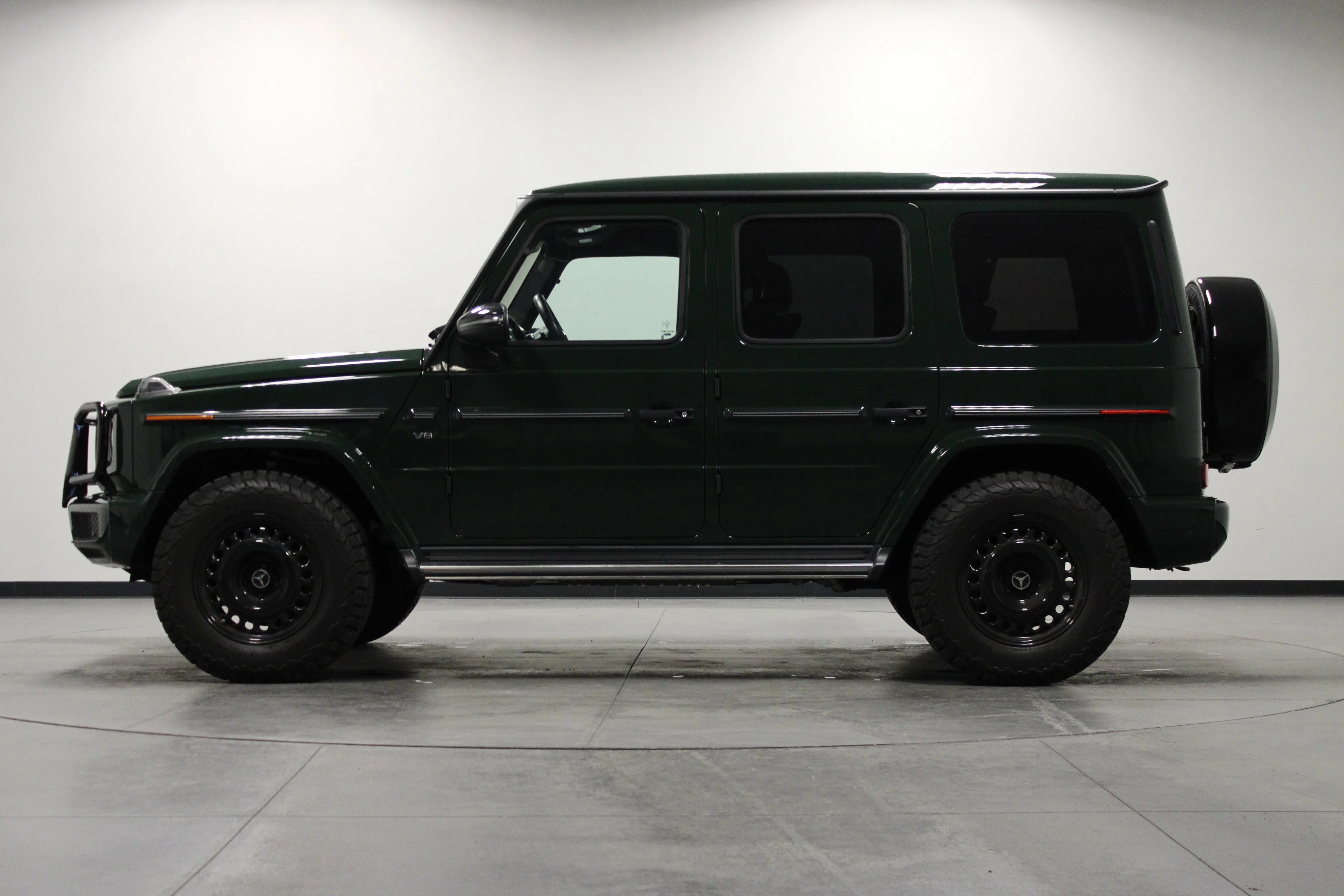 Used 2023 MANUFAKTUR Deep Green Mercedes-Benz G 550 image 7