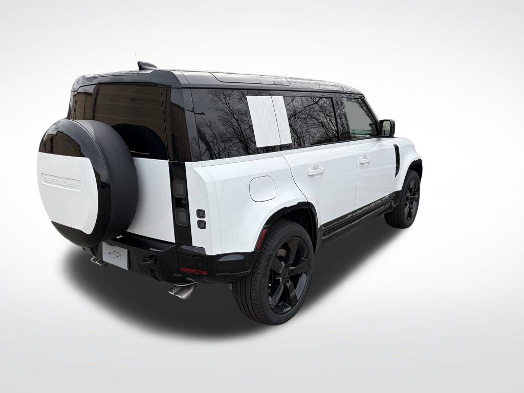 New 2026 White Land Rover V8 image 8