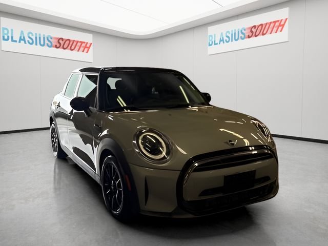2023 MINI Hardtop 4 Door Base