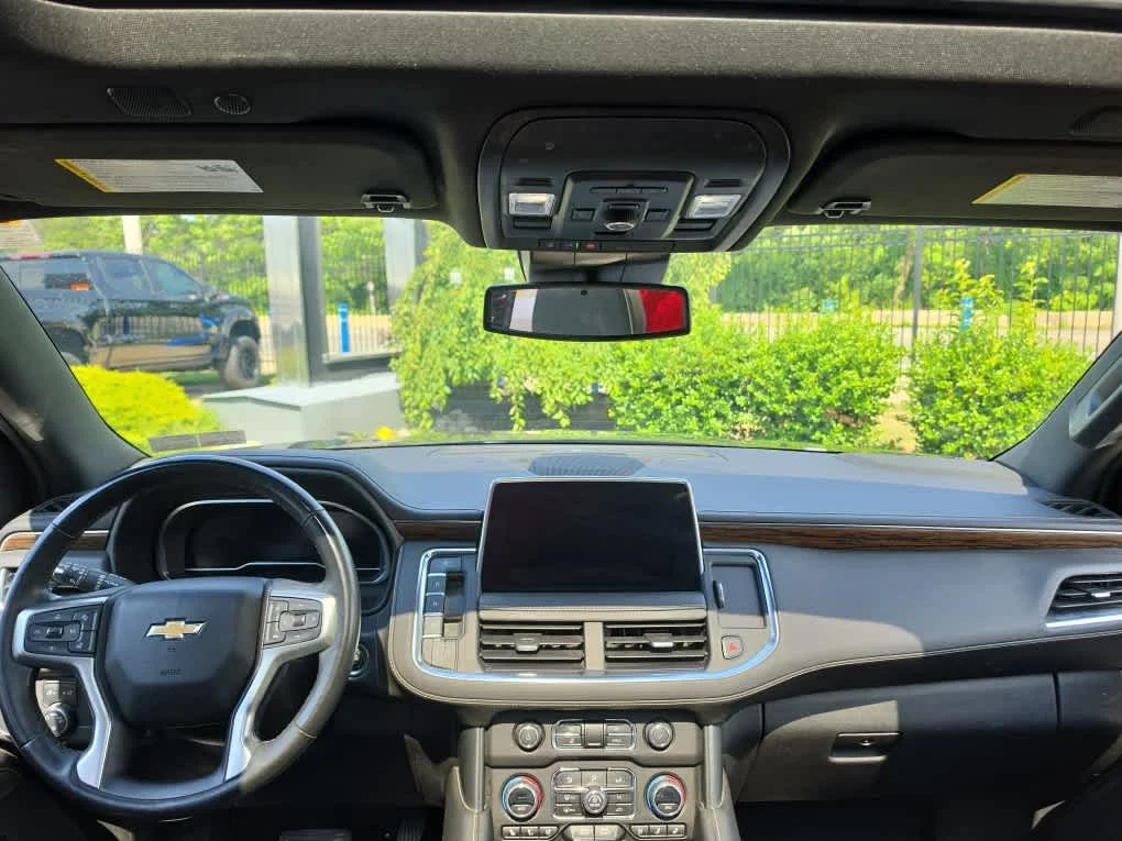 Used 2023 Black Chevrolet Premier image 11