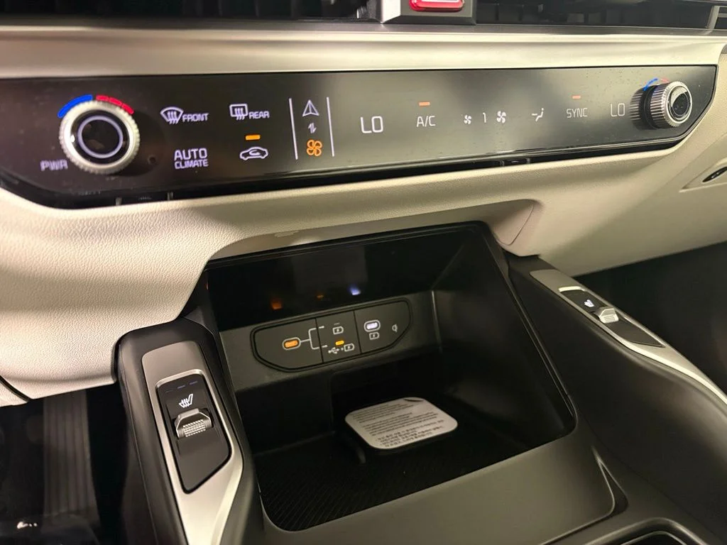 New 2026 Black Kia S image 30
