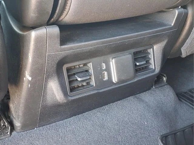 Used 2025 Summit White Chevrolet LT image 26