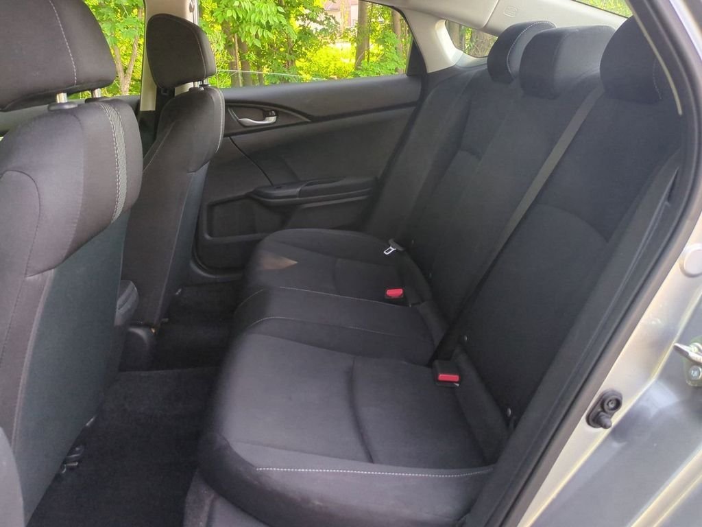 Used 2016 Silver Honda LX image 23