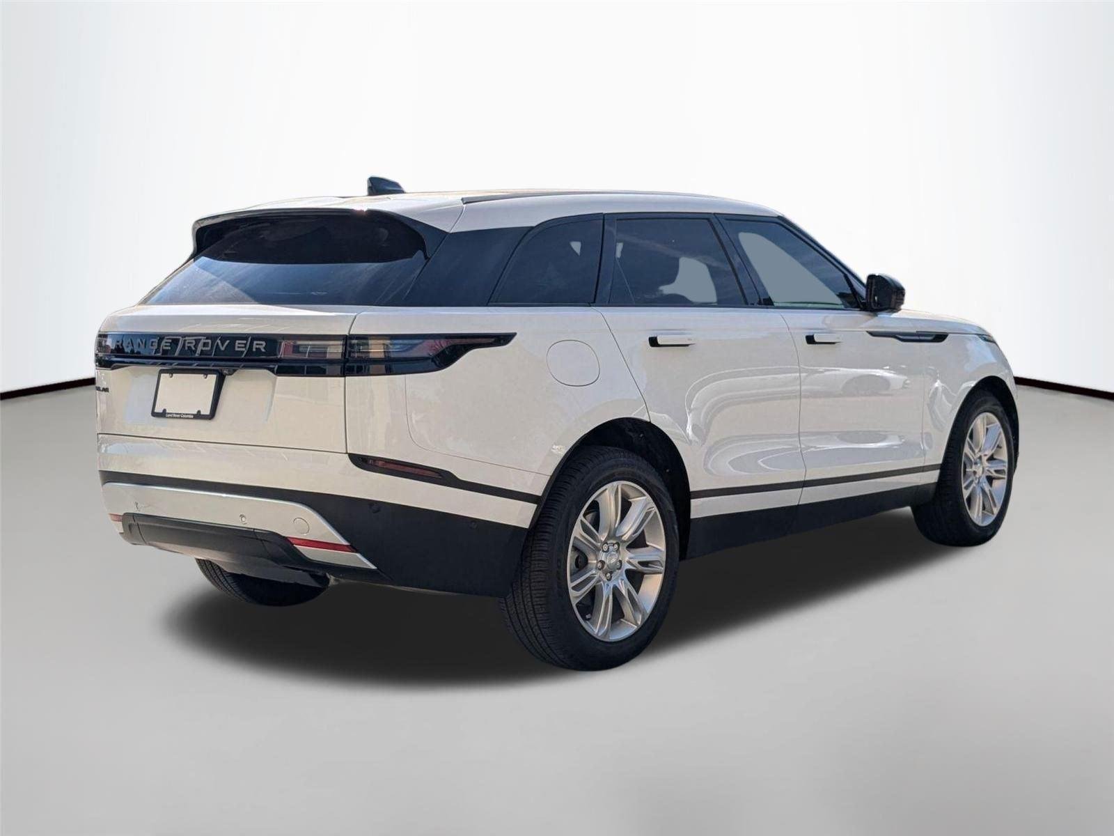 Used 2026 Fuji White Land Rover S image 5
