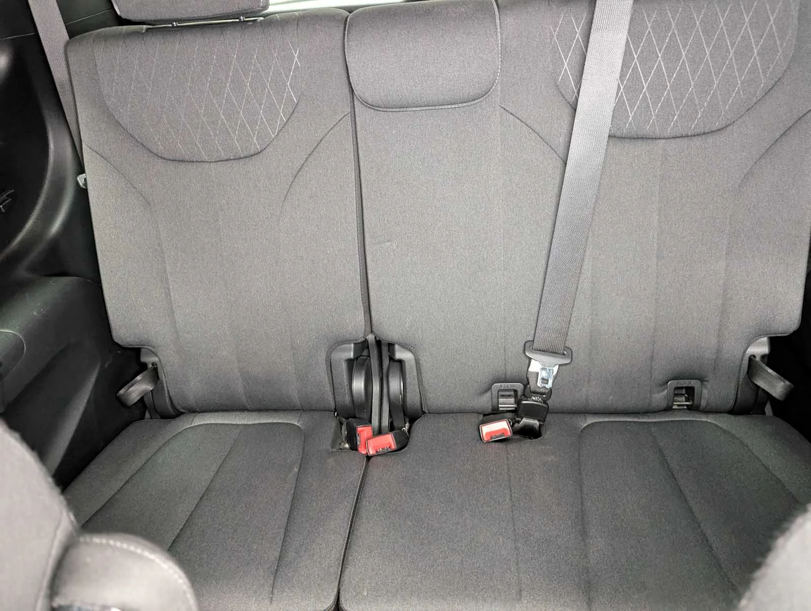 Used 2021 Hyper White Hyundai SEL image 24