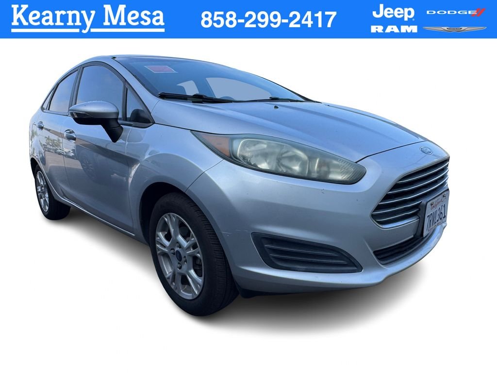 2016 Ford Fiesta SE Sedan's photo