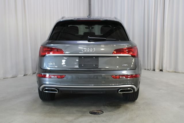Used 2023 Daytona Gray Pearl Effect Audi 45 S line Premium image 26