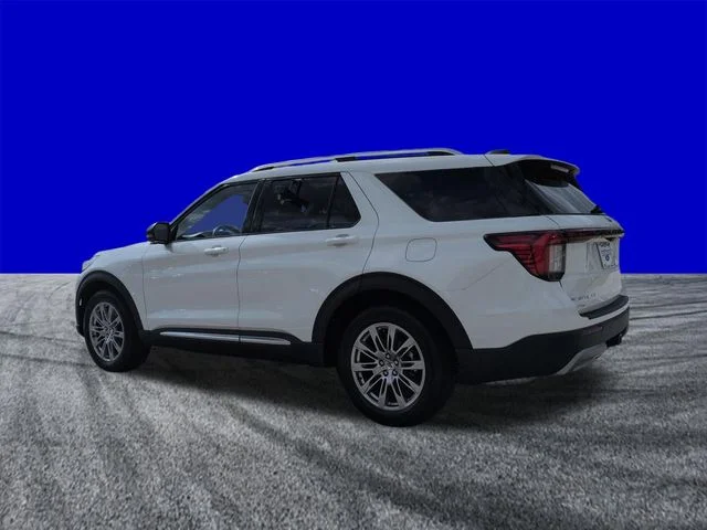 New 2026 Star White Metallic Tri-Coat Ford Platinum™ image 6