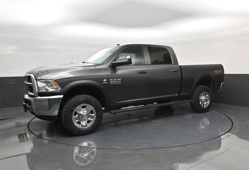 Used 2018 Gray Ram Tradesman image 4