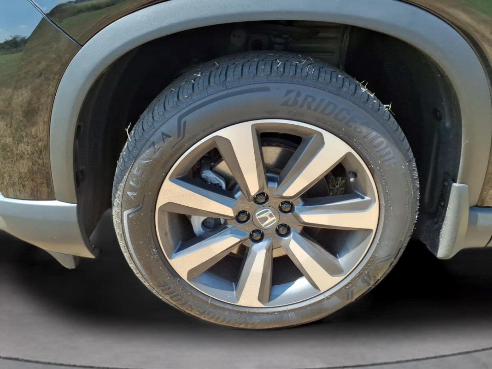 2025 Honda Pilot Touring - Photo 9