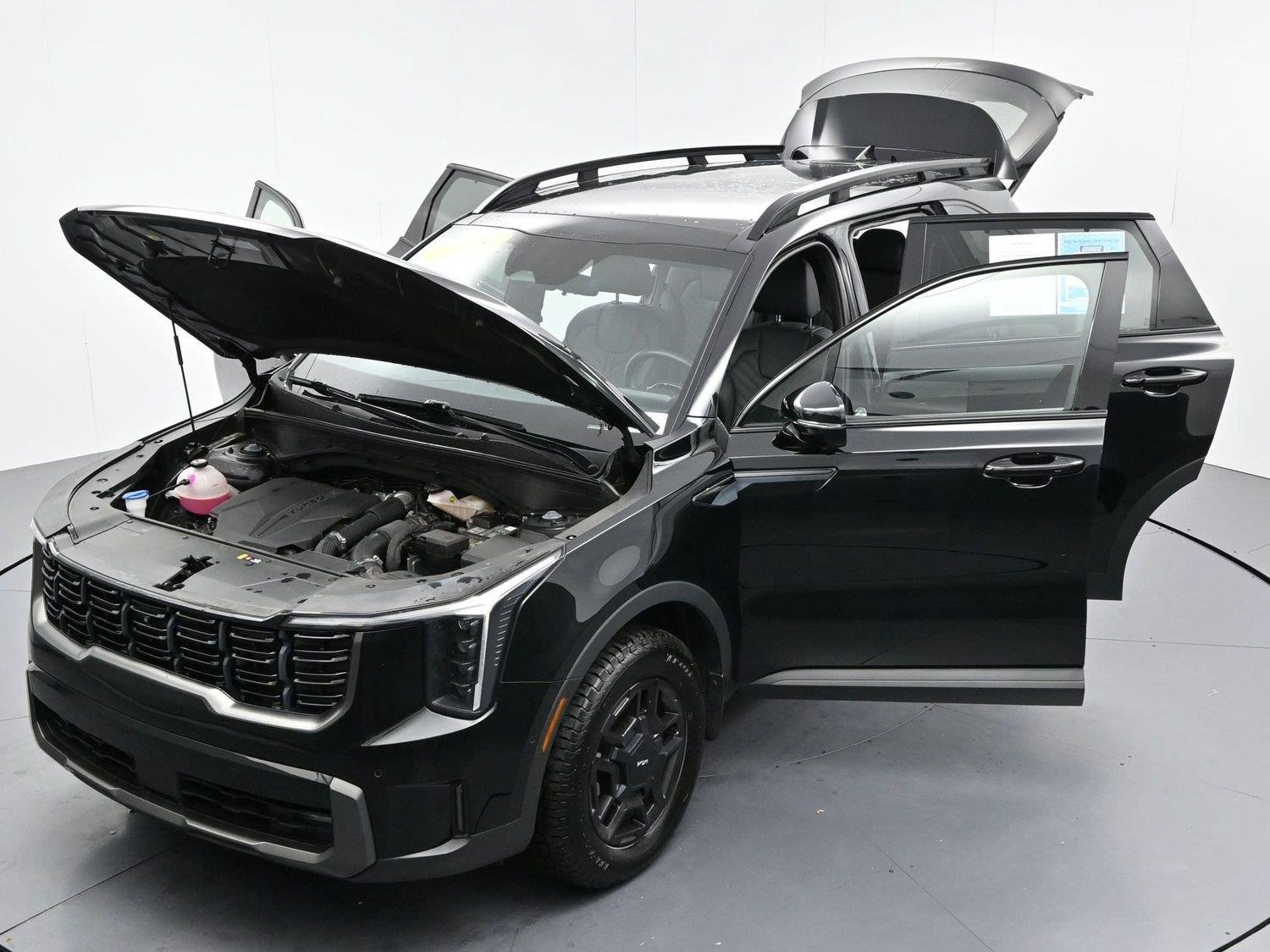 Used 2024 Ebony Black Kia X-Pro SX Prestige image 51