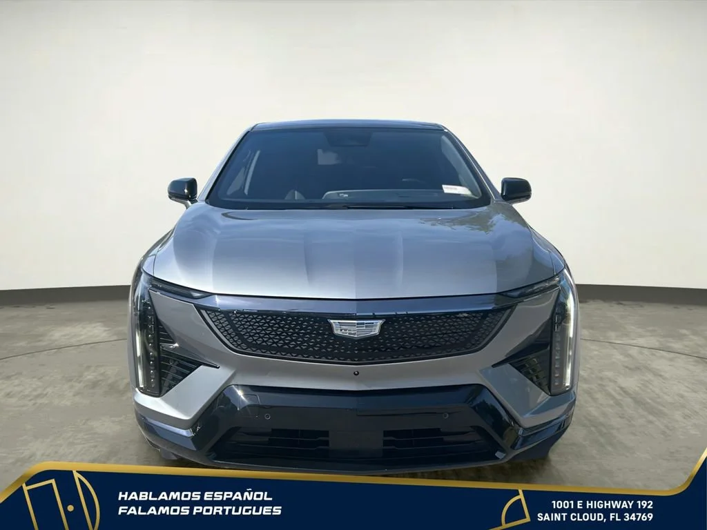 Used 2025 Argent Silver Metallic Cadillac Sport 2 image 9