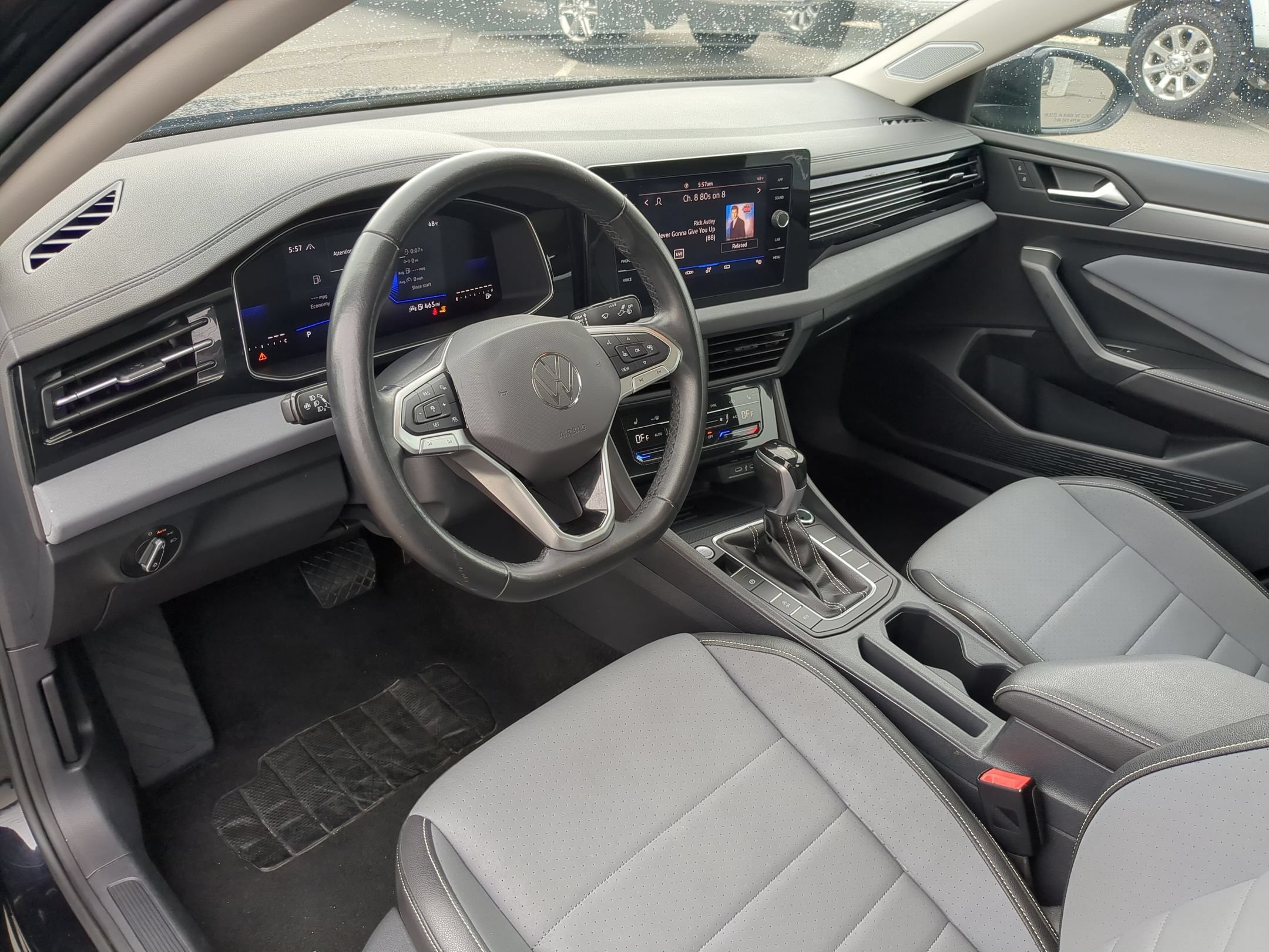 Used 2025 Gray Volkswagen SE image 14