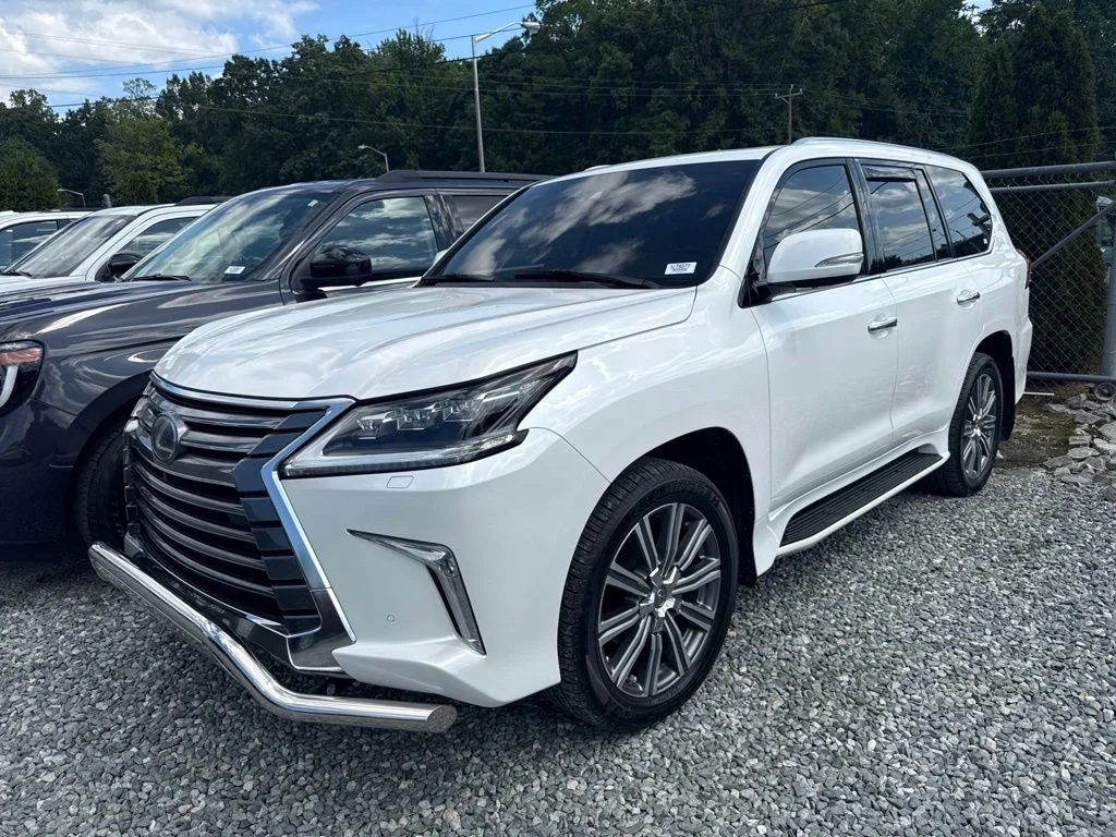 Used 2017 White Lexus 570 image 1