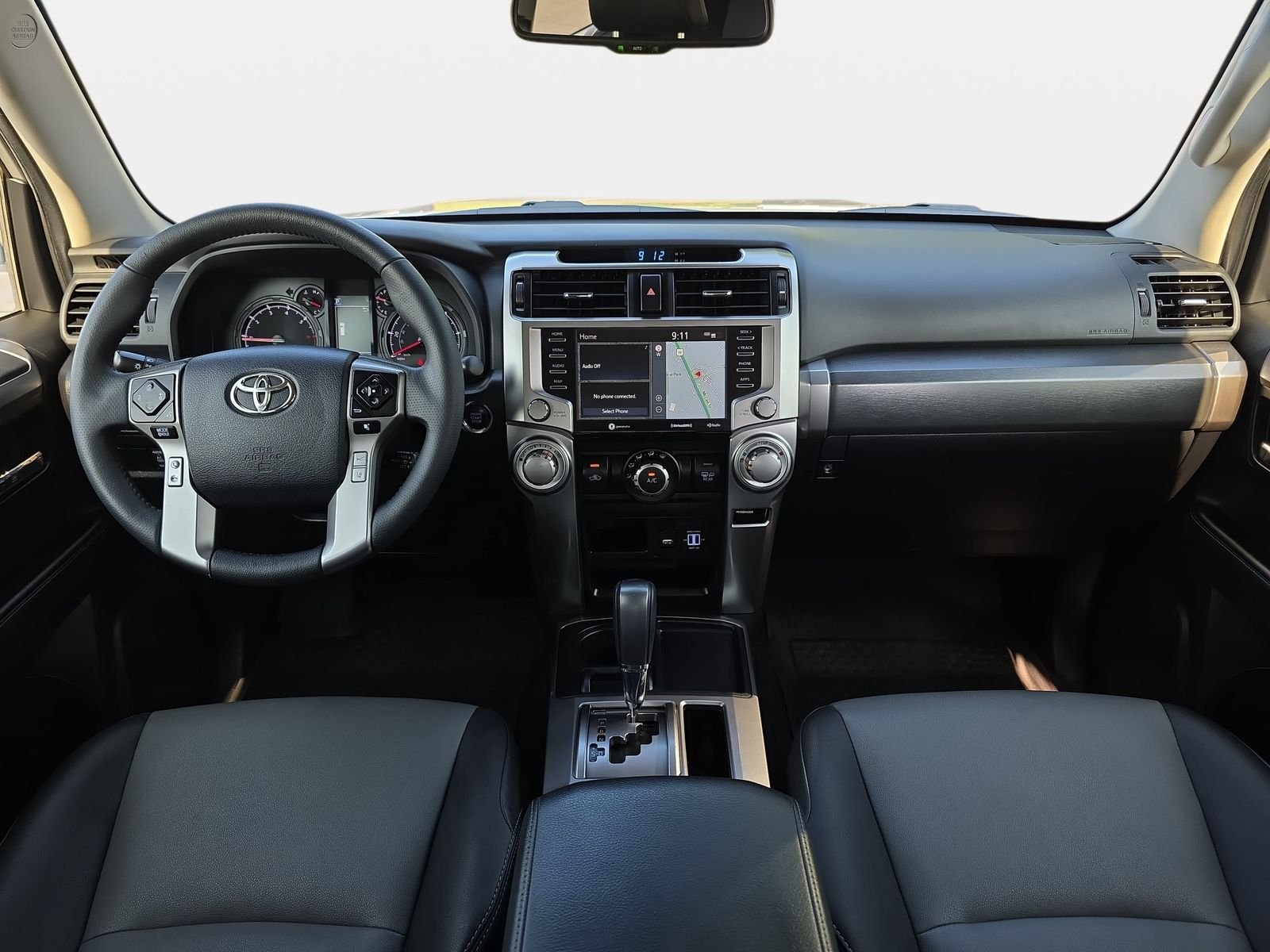 Used 2022 Silver Toyota SR5 Premium image 9