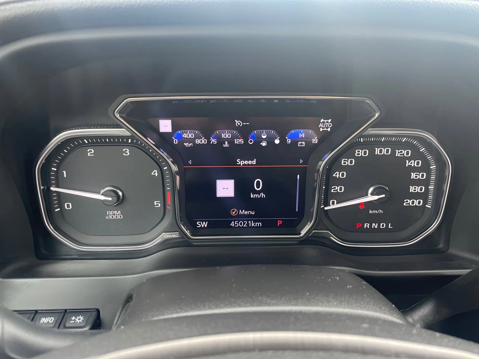 Used 2023 Blue GMC AT4 Crew Cab image 22