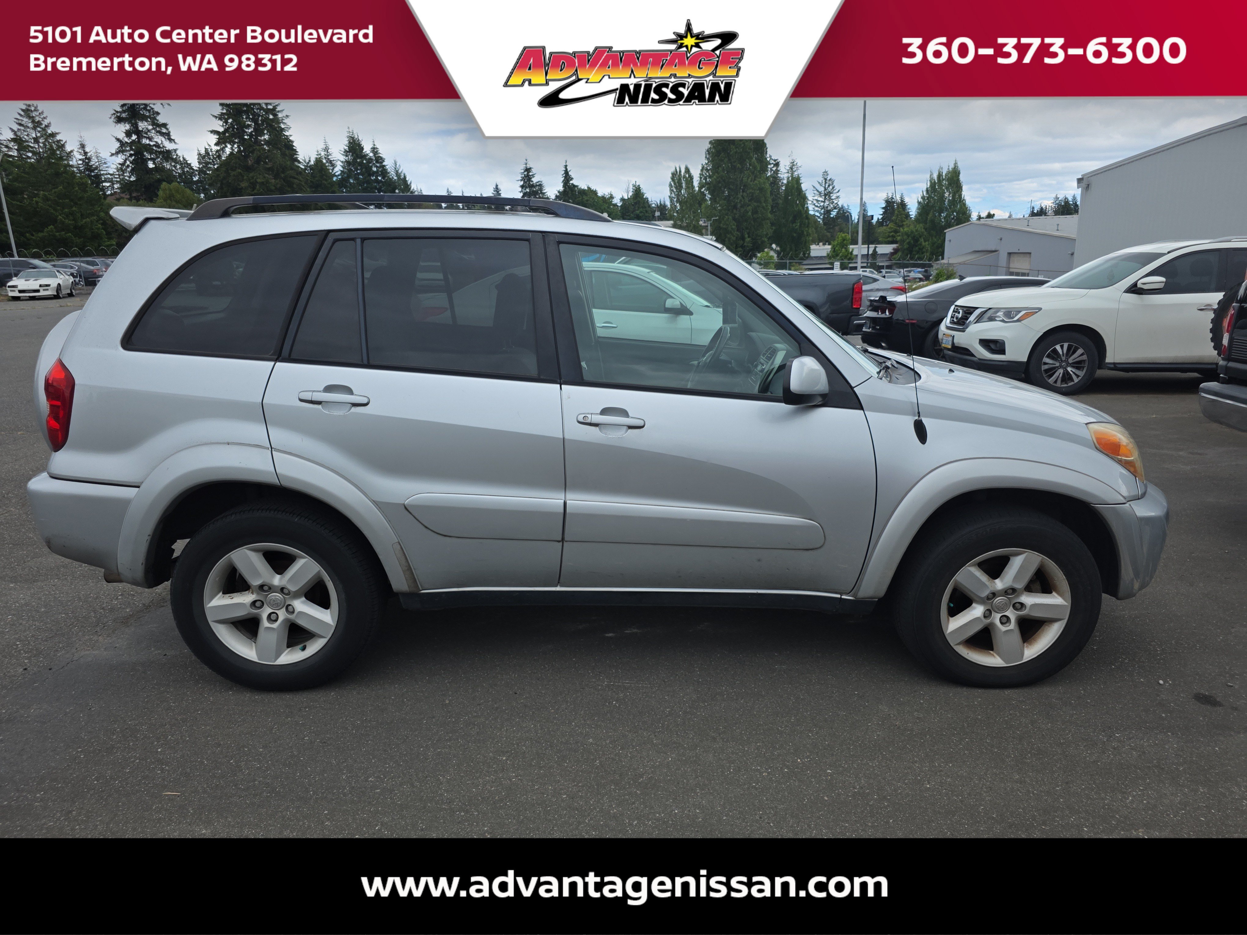 Used 2004 Silver Toyota Base image 5