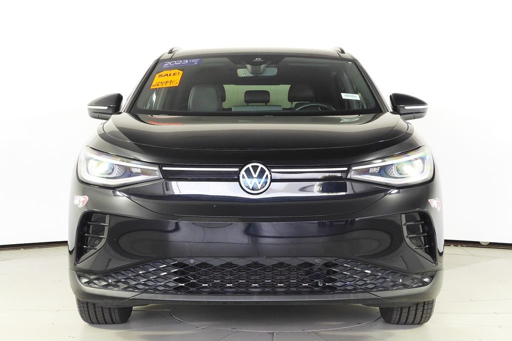 Certified Used 2023 Black Volkswagen Pro S image 3