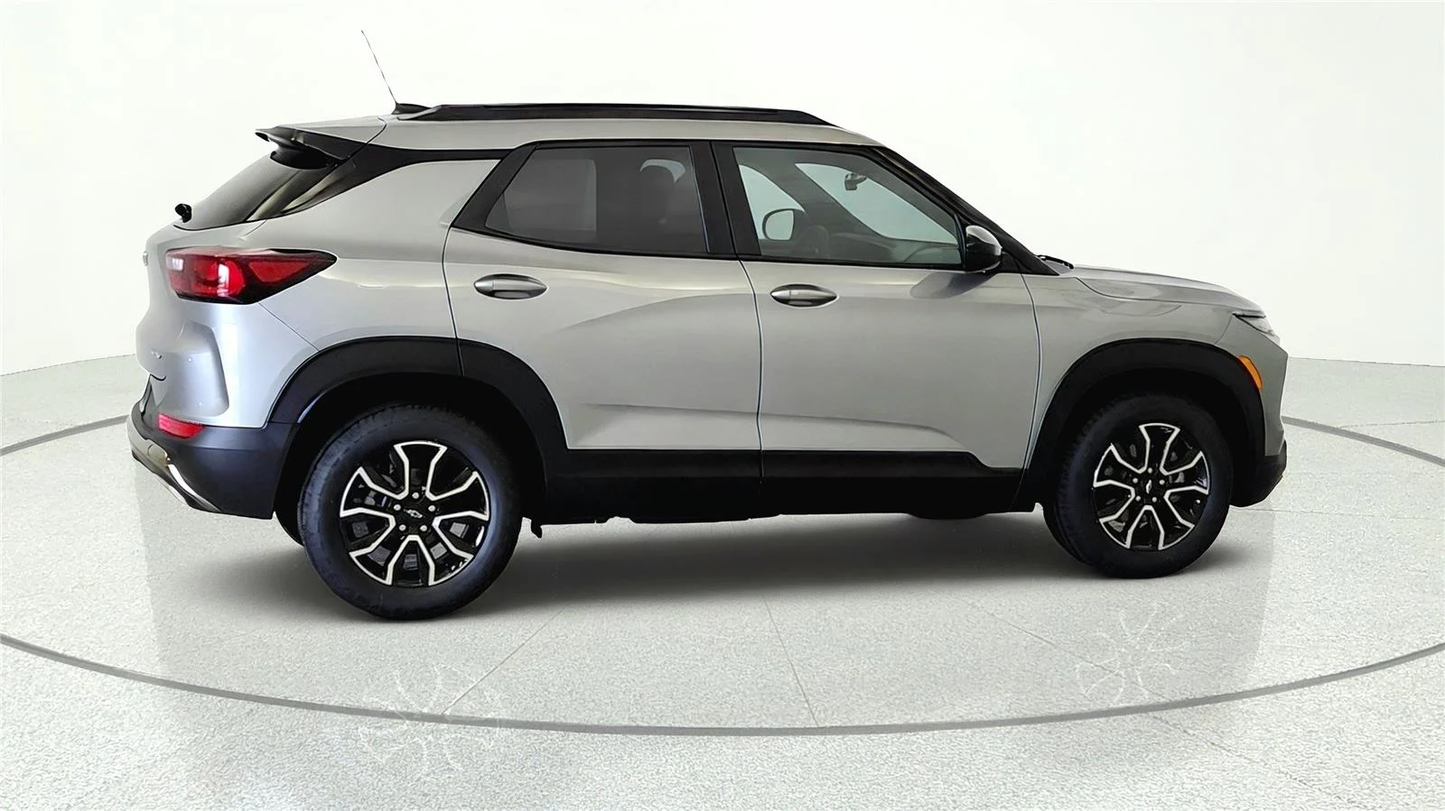 New 2026 Sterling Gray Metallic Chevrolet ACTIV image 6
