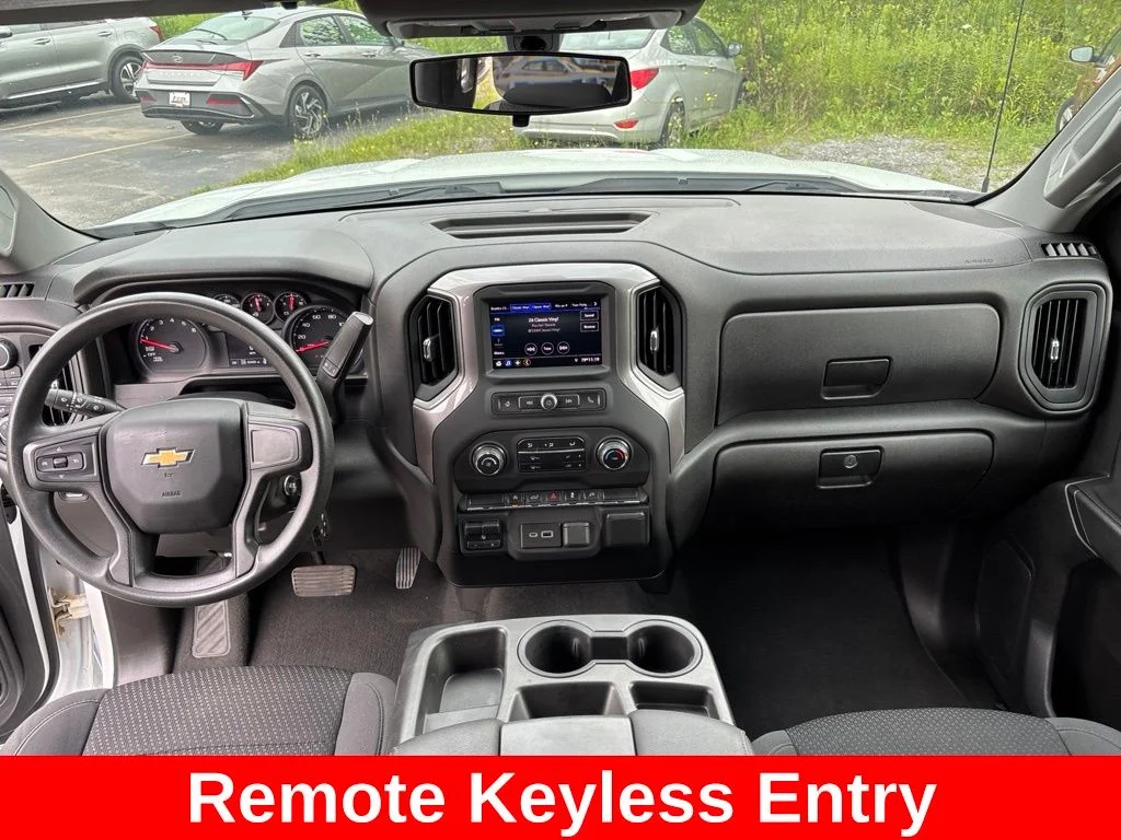 Used 2021 White Chevrolet Custom image 14
