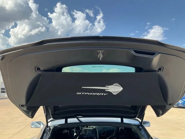 Used 2017 Silver Chevrolet Stingray image 26