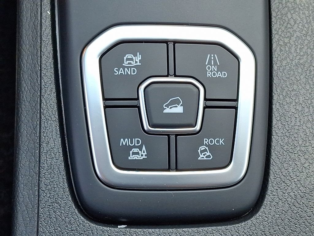 2026 Nissan Frontier — photo 15