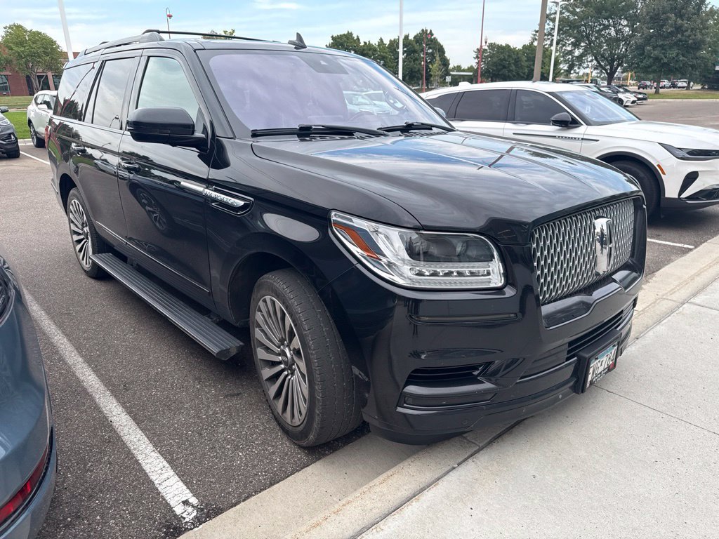 Used 2019 Black Lincoln Reserve image 1