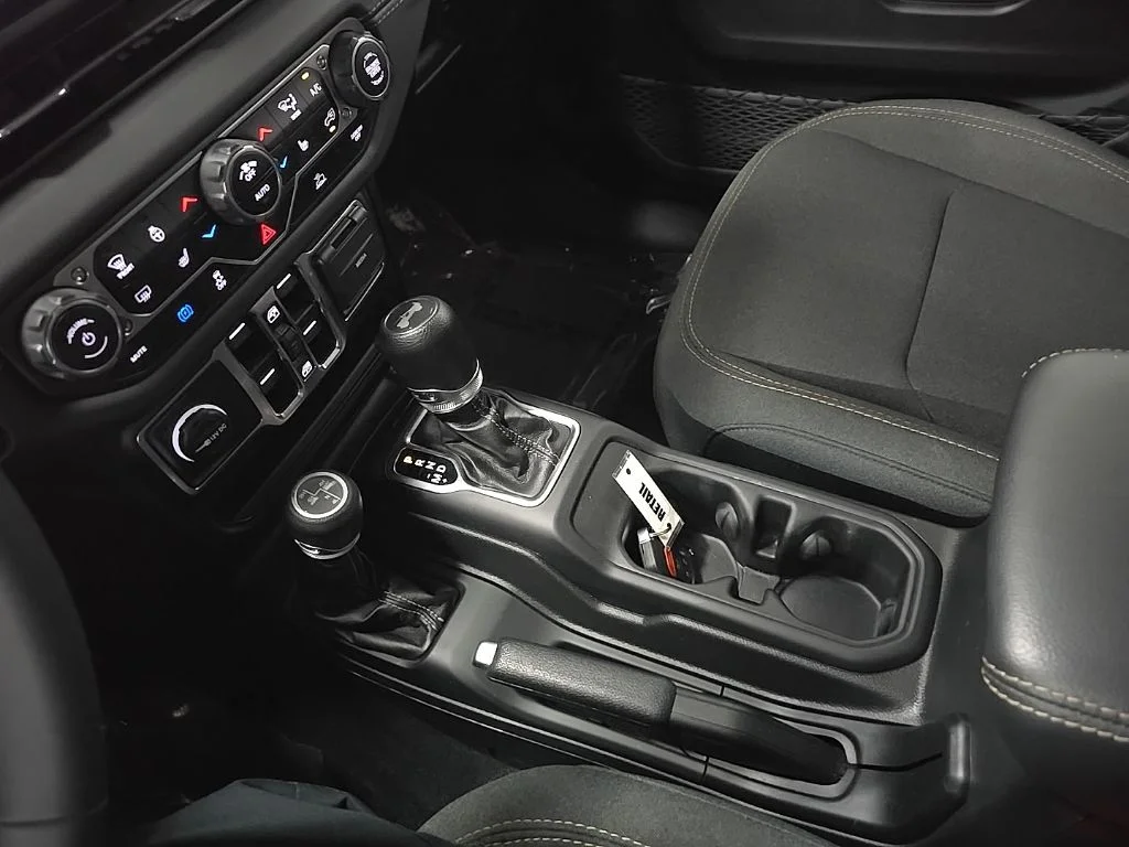 Used 2024 Black Jeep Sahara 4xe image 27