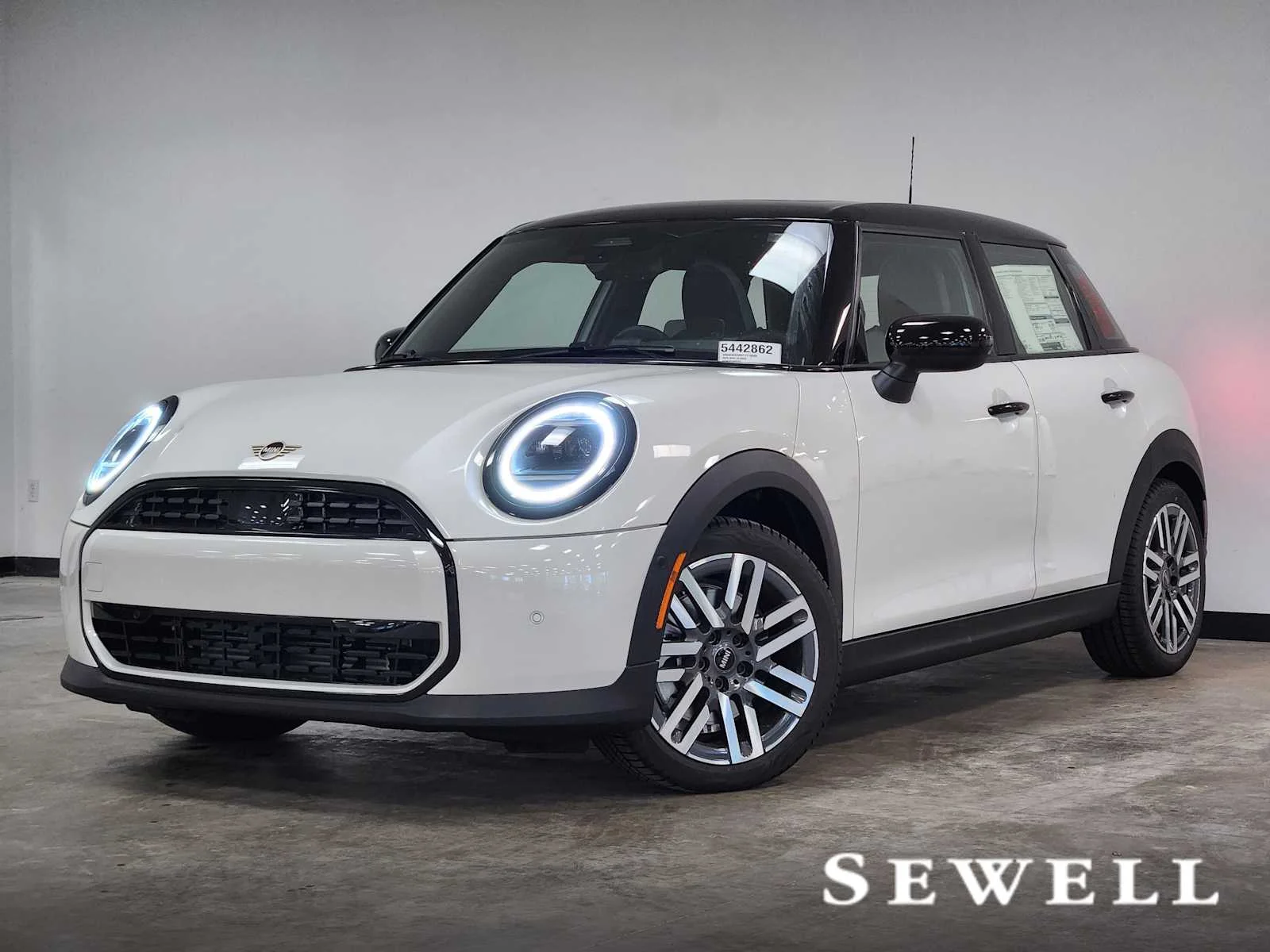 2026 MINI 4 Door Cooper Oxford Edition