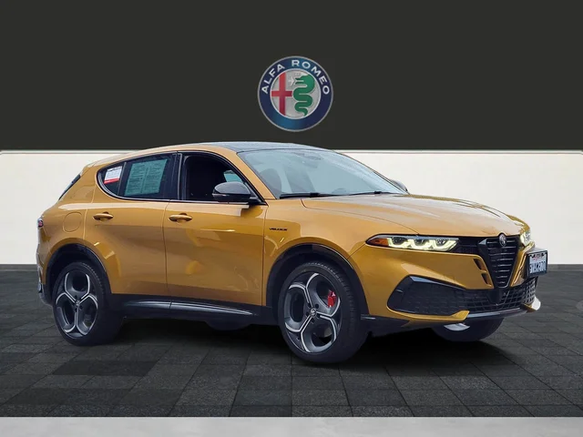 2026 Alfa Romeo Tonale Base