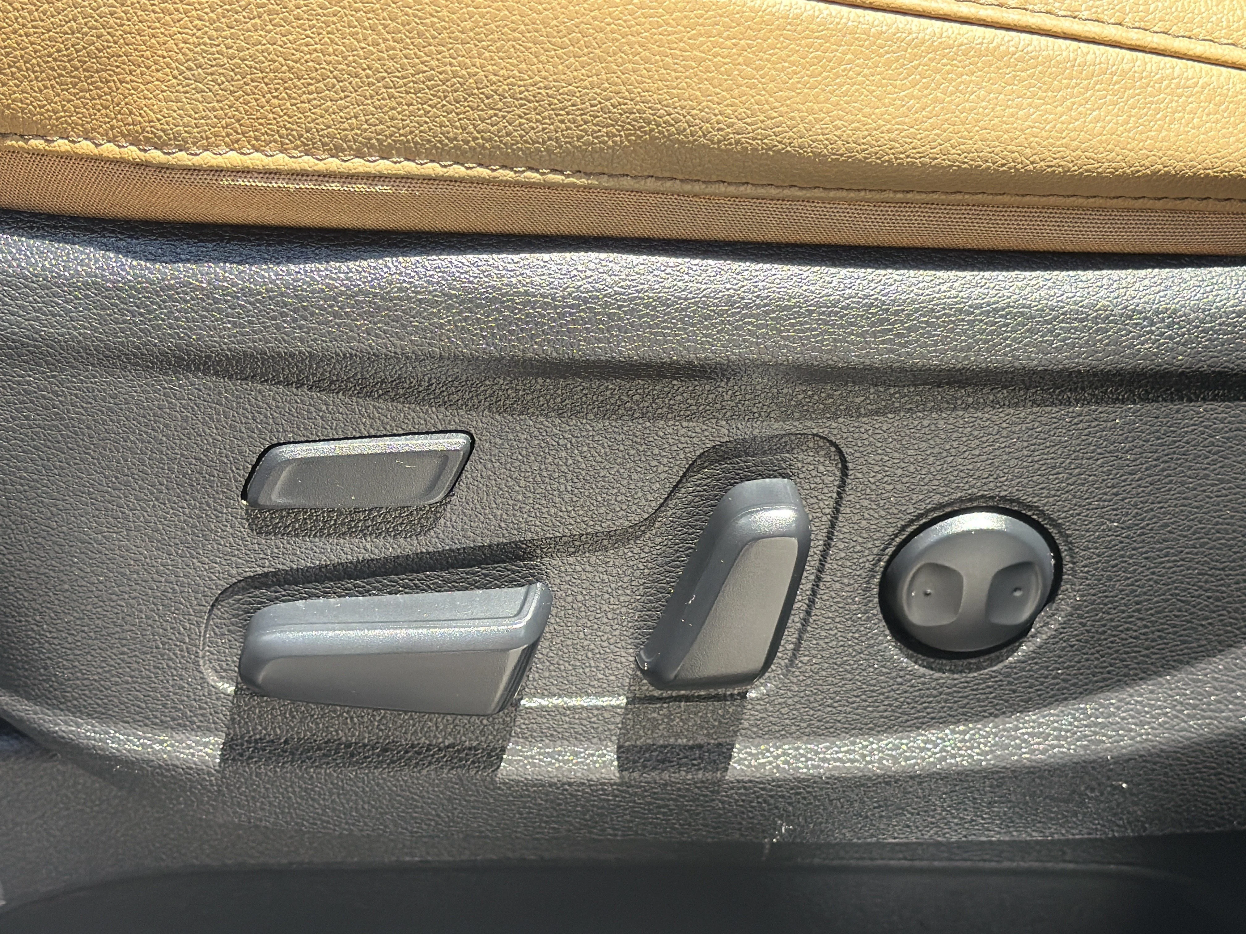Used 2022 Ebony Black Kia SX image 20