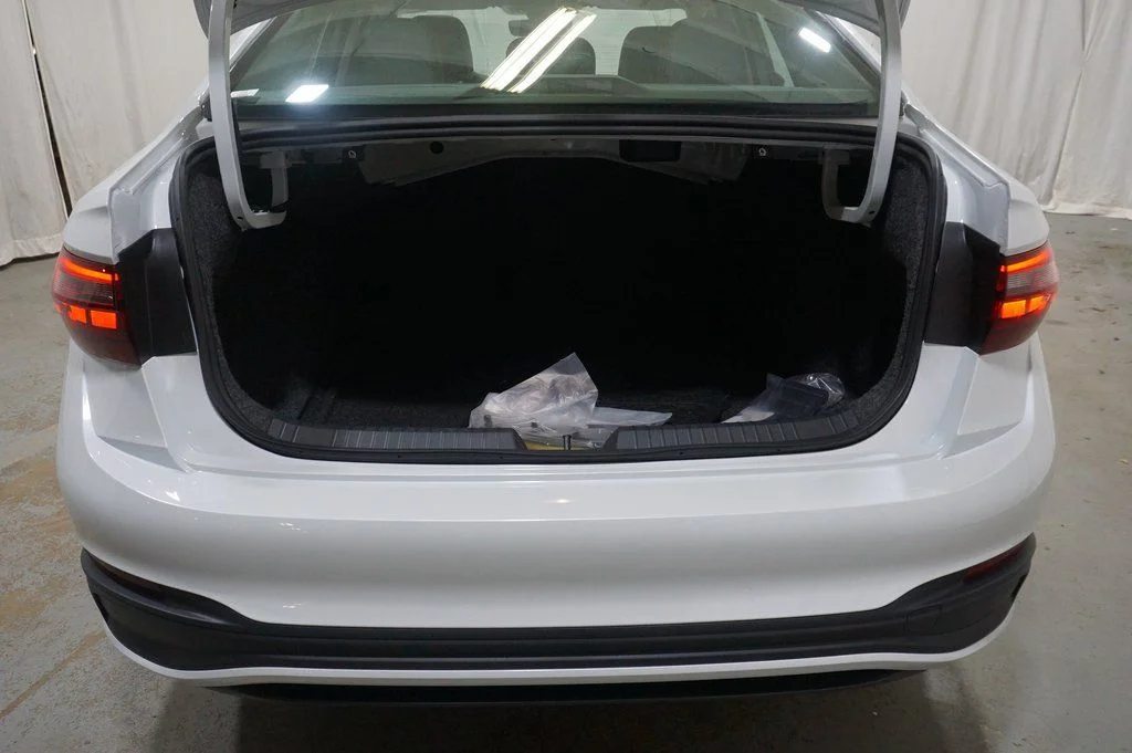 Certified Used 2026 White Volkswagen 1.5T SE image 25