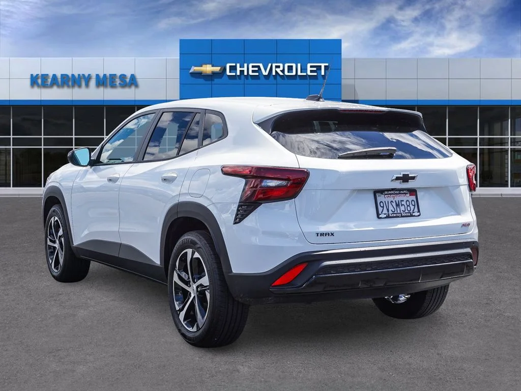 Used 2026 White Chevrolet 1RS image 4