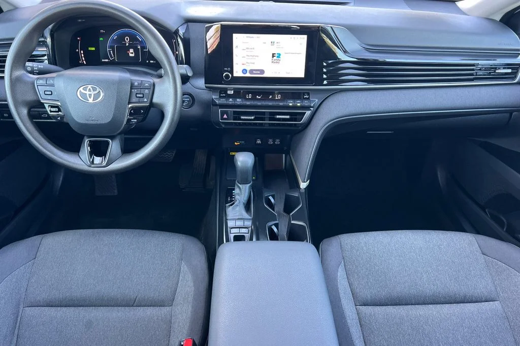 Used 2025 White Toyota LE image 16