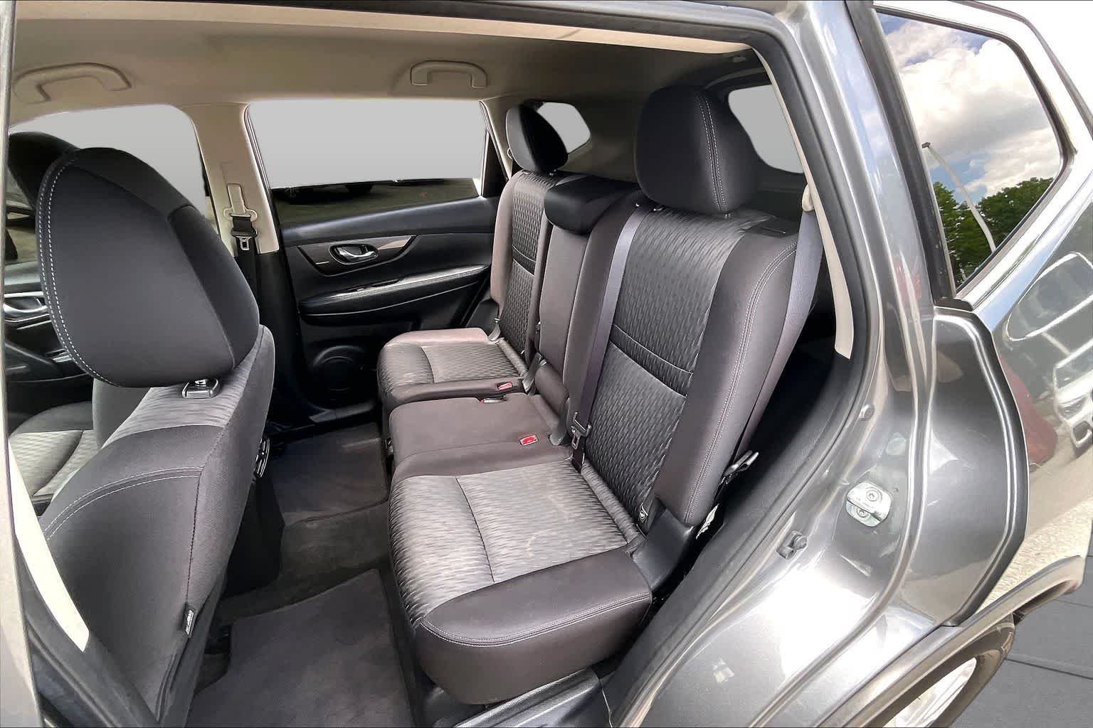 Used 2019 Gun Metallic Nissan SV image 19