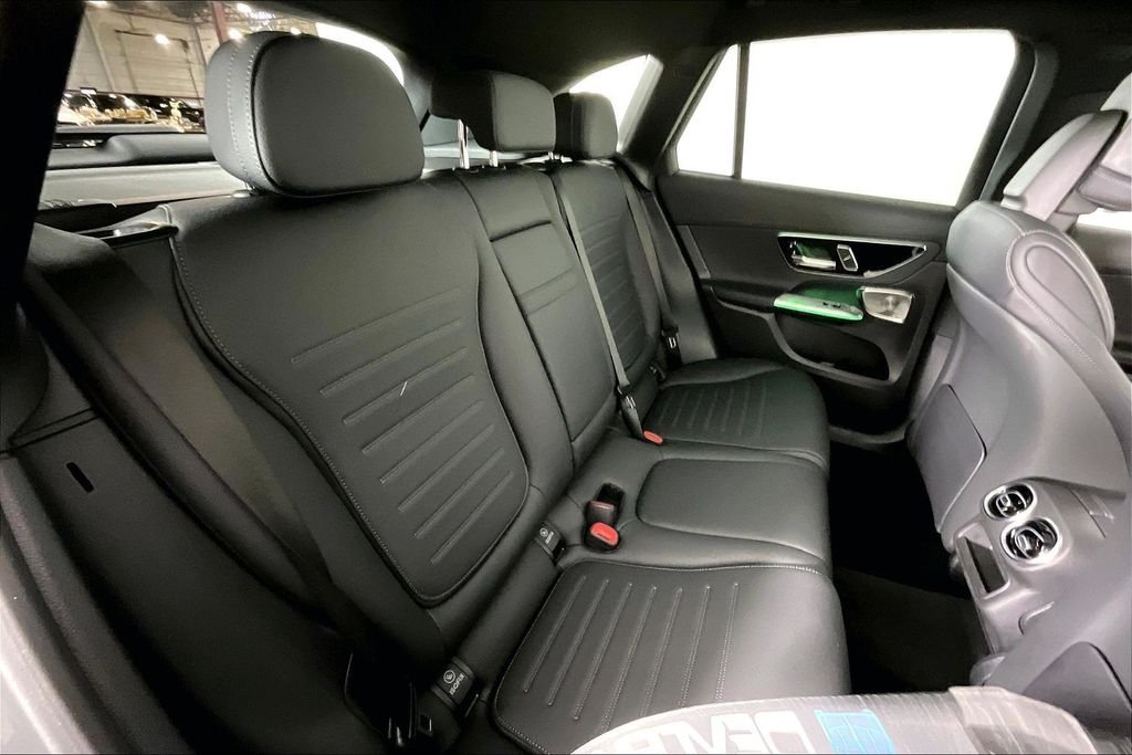 Used 2026 White Mercedes-Benz GLC 300 image 19