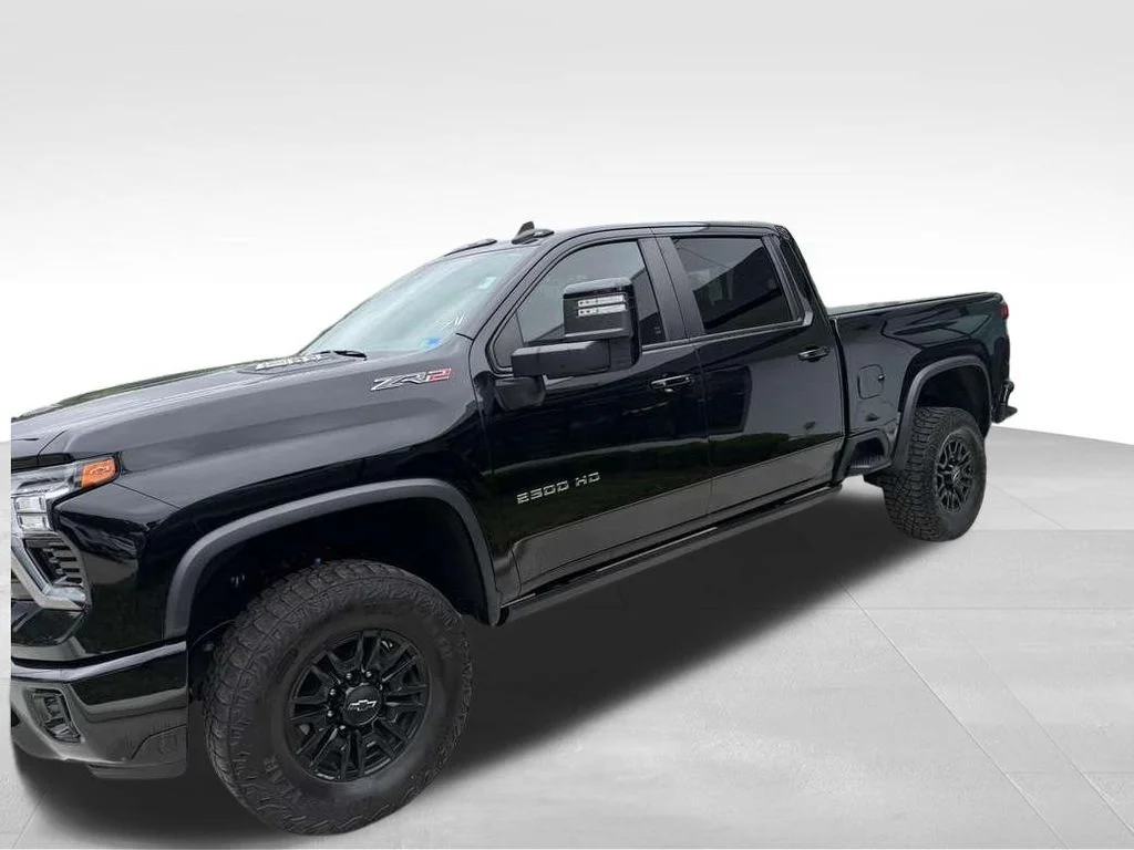 Used 2024 Black Chevrolet ZR2 image 10