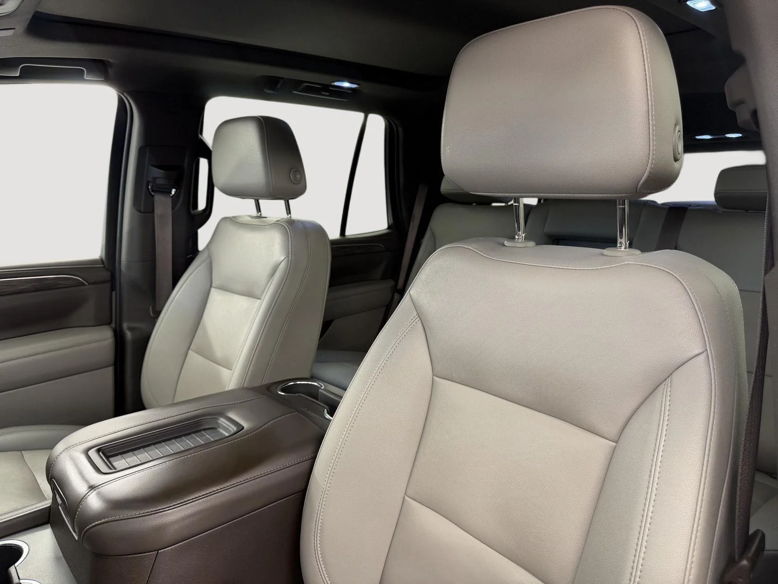 2022 Chevrolet Tahoe LT - Photo 3