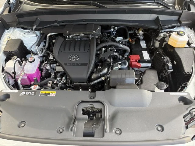 New 2026 Wind Chill Pearl <sup>1</sup> Toyota  XLE image 9