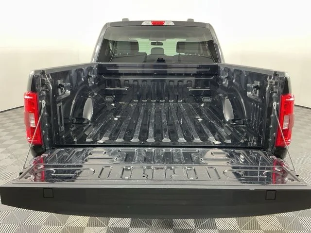 Certified Used 2023  Ford XLT image 7