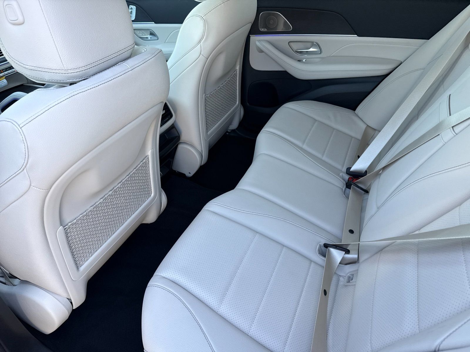 New 2026 Twilight Blue Metallic Mercedes-Benz 450 image 4