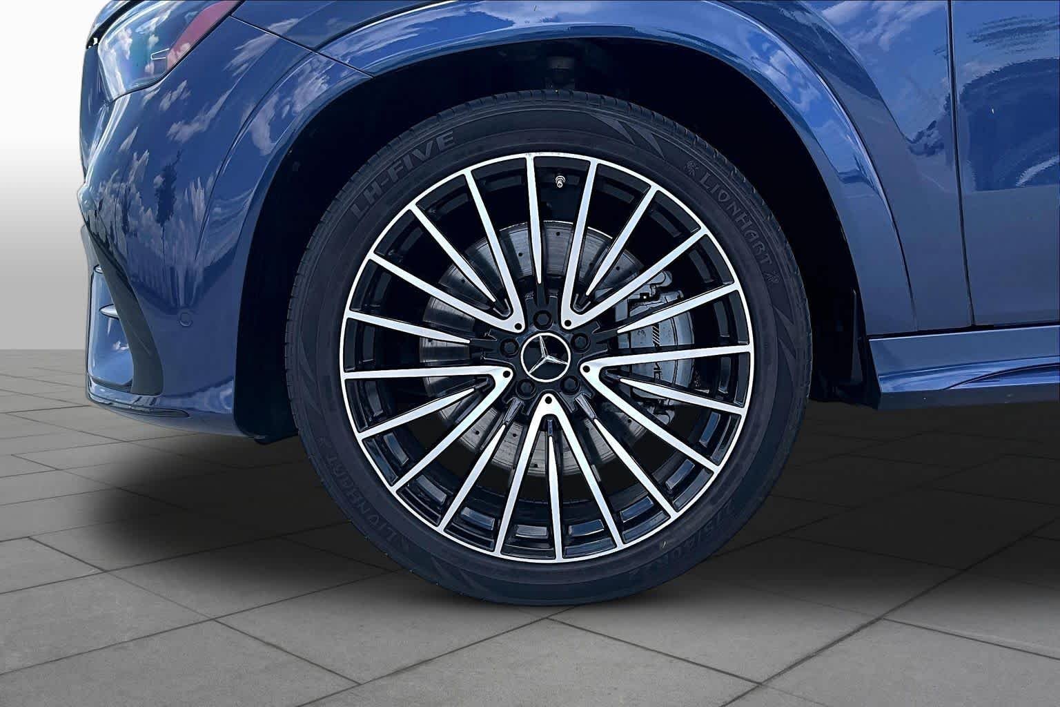Used 2024 Twilight Blue Metallic Mercedes-Benz AMG® GLE 53 image 11