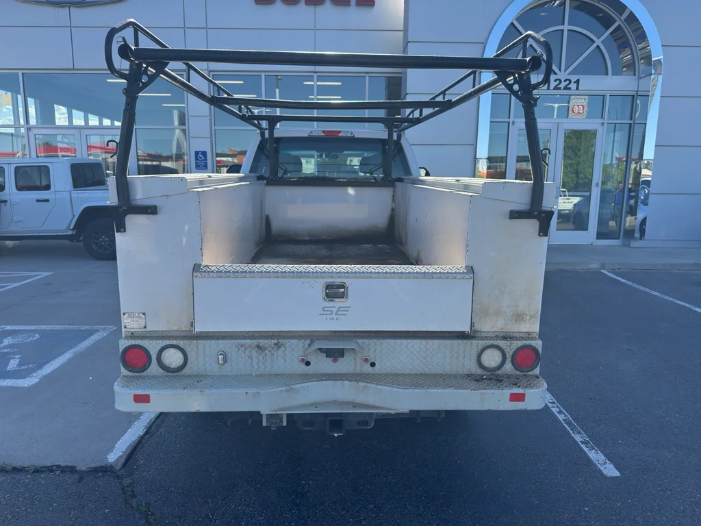 Used 2019 Oxford White Ford XL image 4