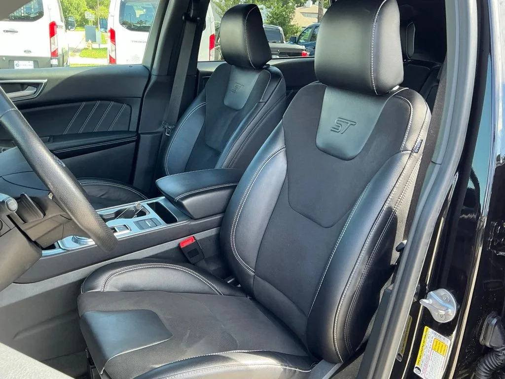 Used 2023 Black Ford ST image 32