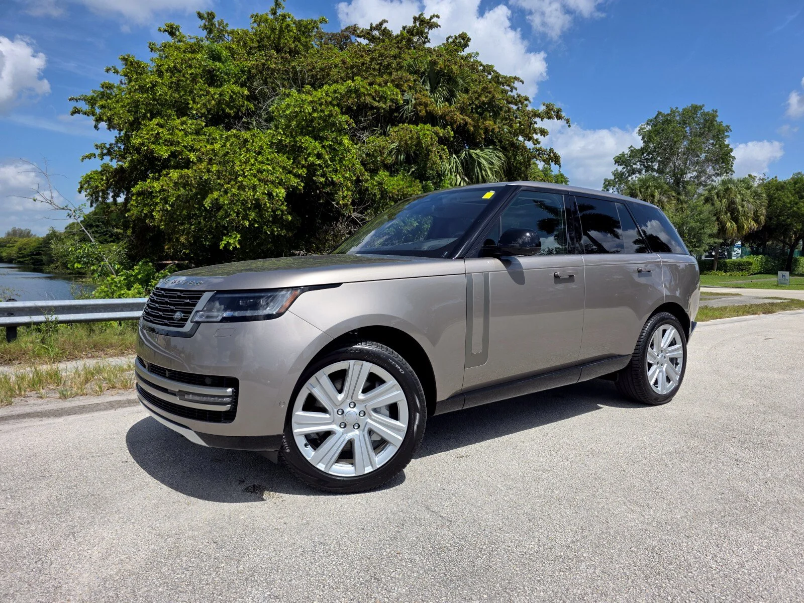 2023 Land Rover Range Rover