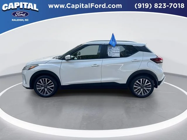 Used 2024 White Nissan SV image 5