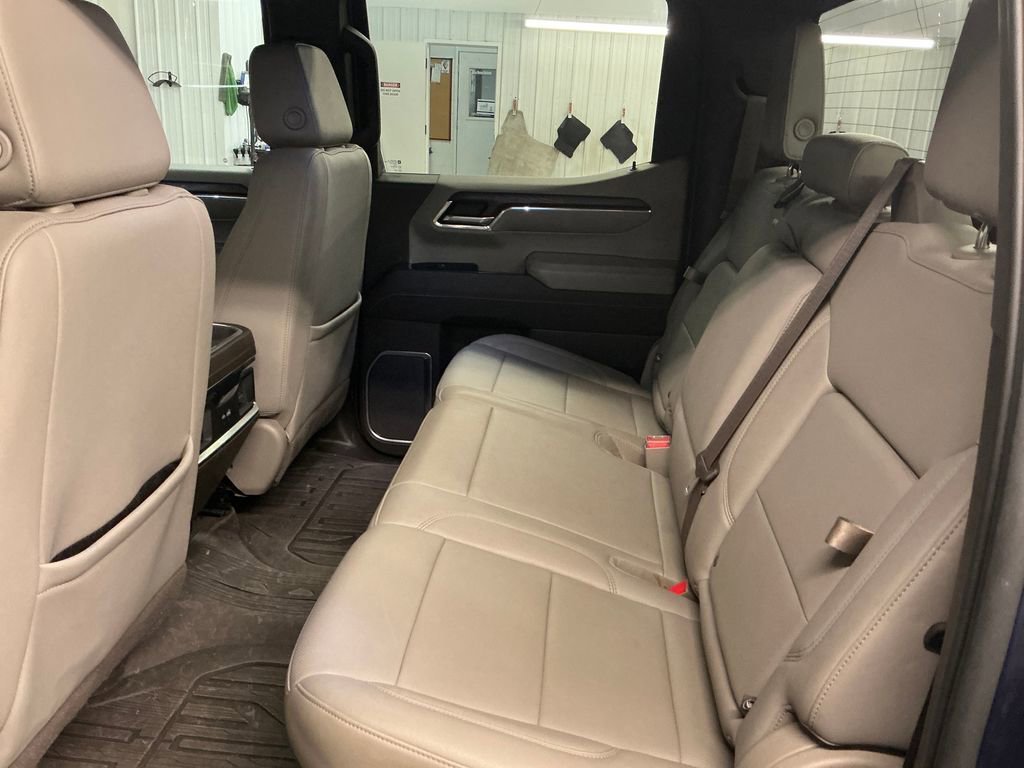 Used 2022 Pacific Blue Metallic GMC SLT image 27