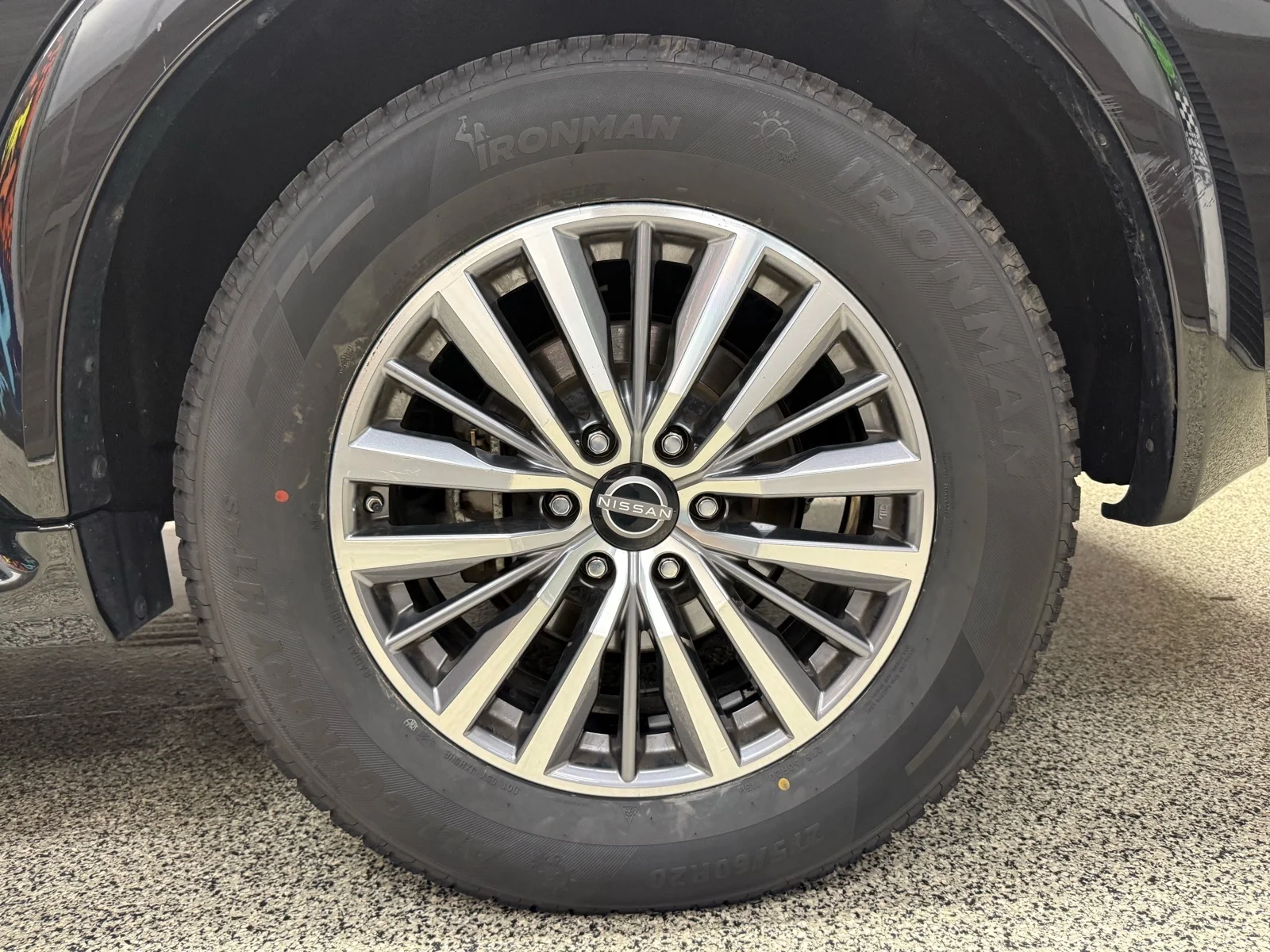 Used 2024 Super Black (kh3) Nissan SL image 35