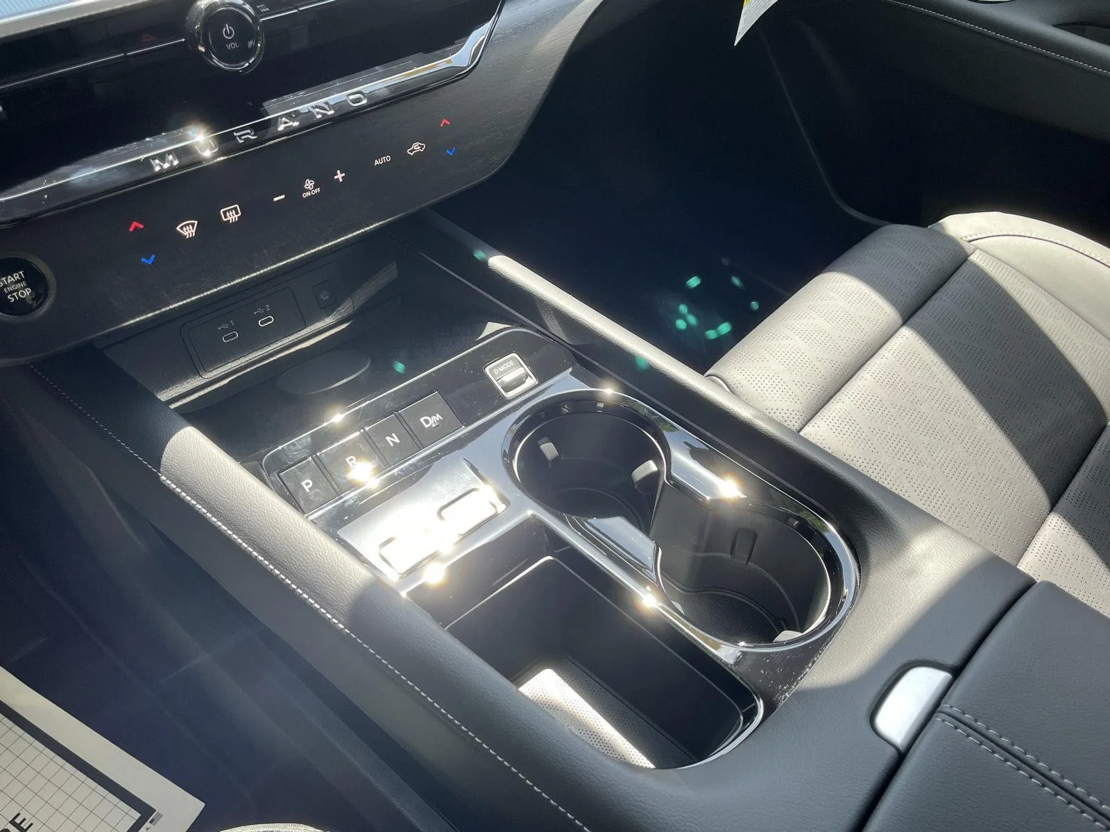 New 2026 Everest White Pearl TriCoat Nissan Platinum image 29